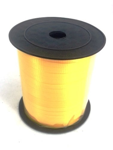 Bright yellow curling ribbon roll, 5mm wide and 225cm long, perfect for gift wrapping and craft projects.