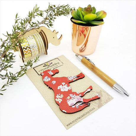 Vibrant wall art featuring a horse adorned with red floral accents, crafted from durable MDF in stylish mini shapes.