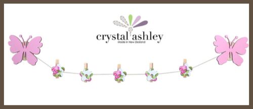 Colorful butterfly art pegs for displaying kids' artwork, featuring pink flower designs and a 1-meter length. Perfect for creative decor.