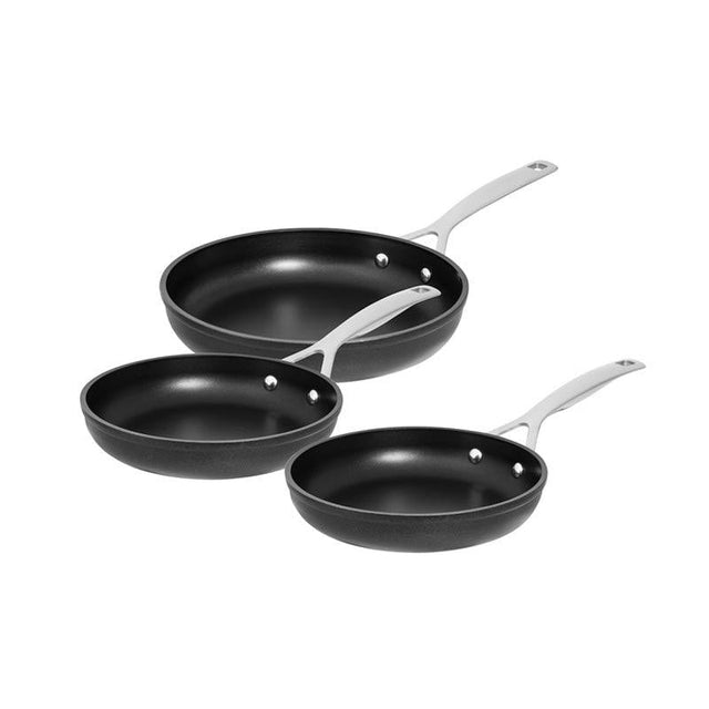 Three versatile non-stick fry pans in varying sizes, designed for even heat distribution and ergonomic handling.