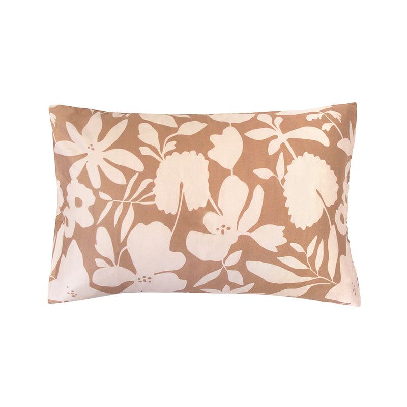 Queen Duvet Cover - Quilt Set Muir in warm biscuit and pale peach, featuring a floral pattern and reversible cotton sateen design.