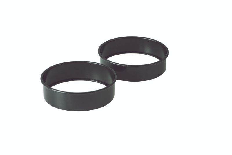 Non-stick 9cm egg and crumpet rings for perfectly round breakfast creations and easy cleanup. Set of two for versatile cooking.