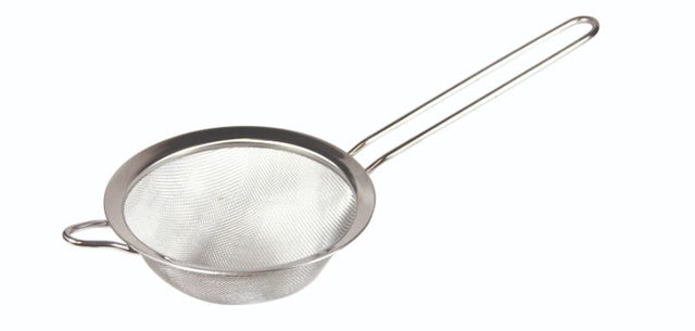 Avanti 18cm stainless steel mesh strainer with fine mesh, ideal for straining, sifting, and rinsing fruits and vegetables.