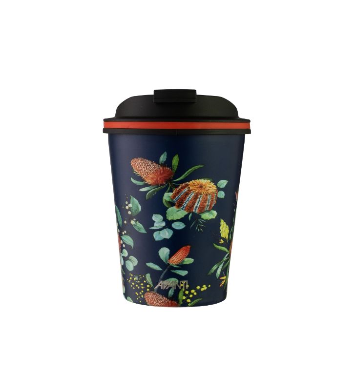 Stylish Natives Navy travel mug with double-wall insulation, holds 280ml, keeps drinks hot for 8 hours and cold for 16.