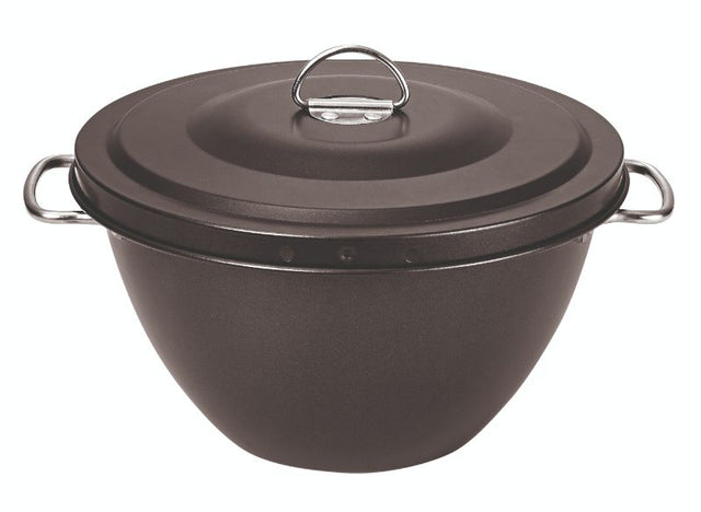 Avanti Non Stick Pudding Steamer with riveted handles and locking lid, ideal for 1-litre steamed pudding creations.