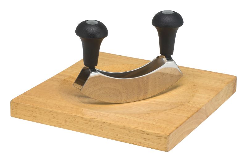 Avanti Mezzaluna set with a double-bladed chopper and wooden board, designed for easy and safe herb and vegetable chopping.