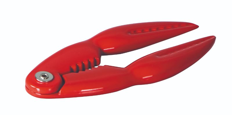 AL-1308B Lob Cracker designed like lobster claws, ensuring mess-free shell cracking with strong grip and leverage.