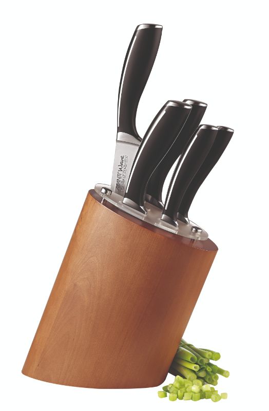 Avanti Wave Knife Block 6 Piece Set featuring essential knives and a stylish birchwood block for efficient meal prep.