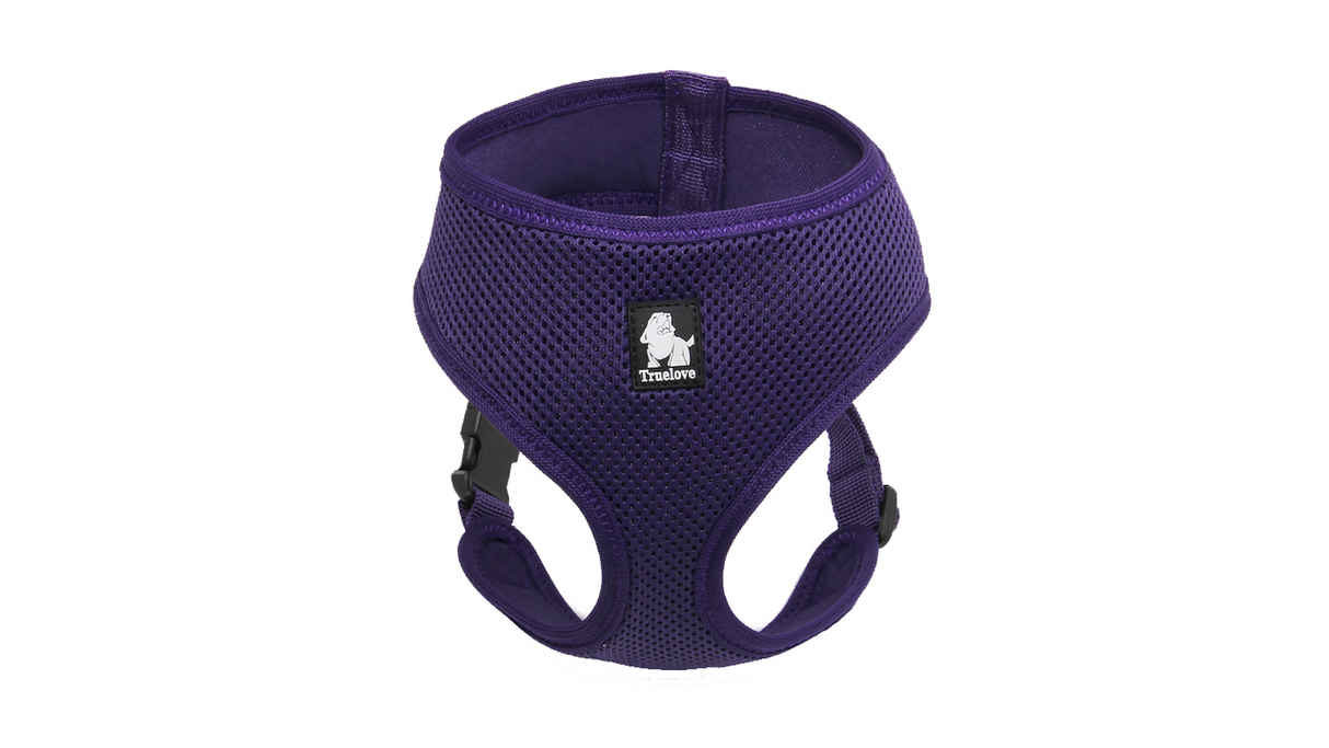 Lightweight purple dog harness made of breathable mesh for medium breeds, ensuring comfort and safety during walks.