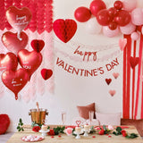 Ombre heart garland in pink to red, 5m long, ideal for enhancing Valentine's Day celebrations with eco-friendly charm.