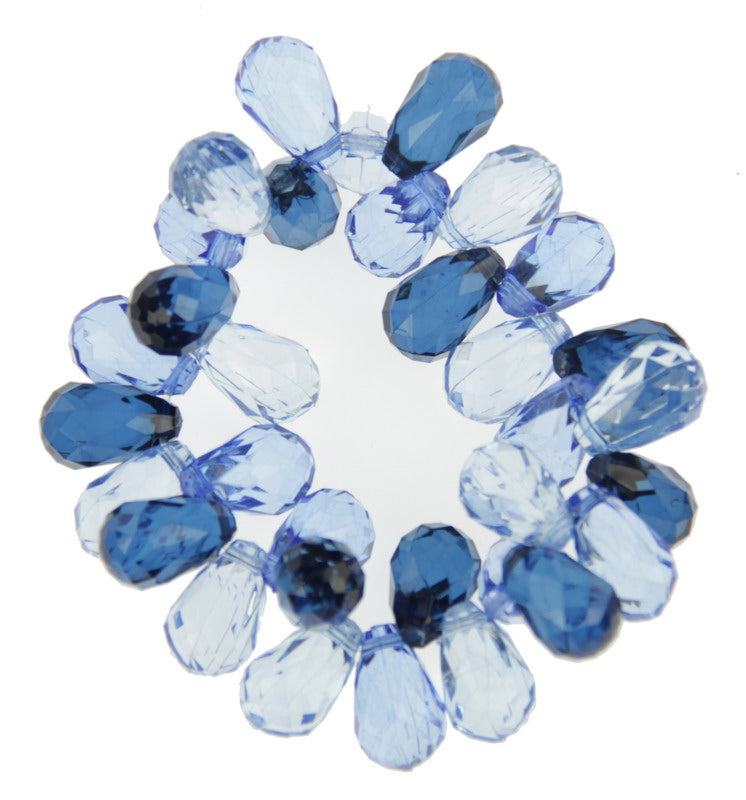 Elegant blue stretch bracelet with a glossy finish, perfect for casual or formal occasions. Versatile and comfortable fit.