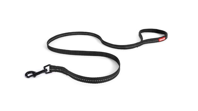 Lightweight black dog leash for small dogs, 120cm, featuring a neoprene-lined handle and reflective stitching for safety.