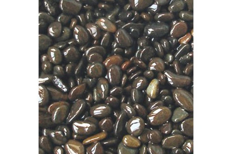 Premium black river gravel for aquariums, 4-6mm size, enhances beauty and provides a natural substrate for aquatic life.