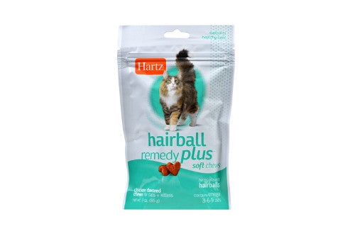 Hartz Hairball Remedy Plus Chews for cats, 85g, helps reduce hairballs with tasty, easy-to-chew treats for digestive health.