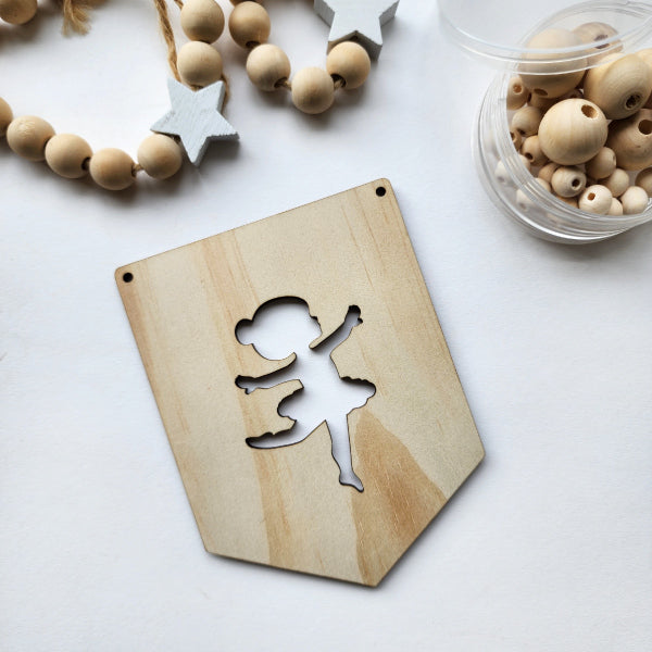 Elegant 12.8cm Ballerina Pine veneer flags, crafted from eco-friendly pine, perfect for festive decor and unique backdrops.