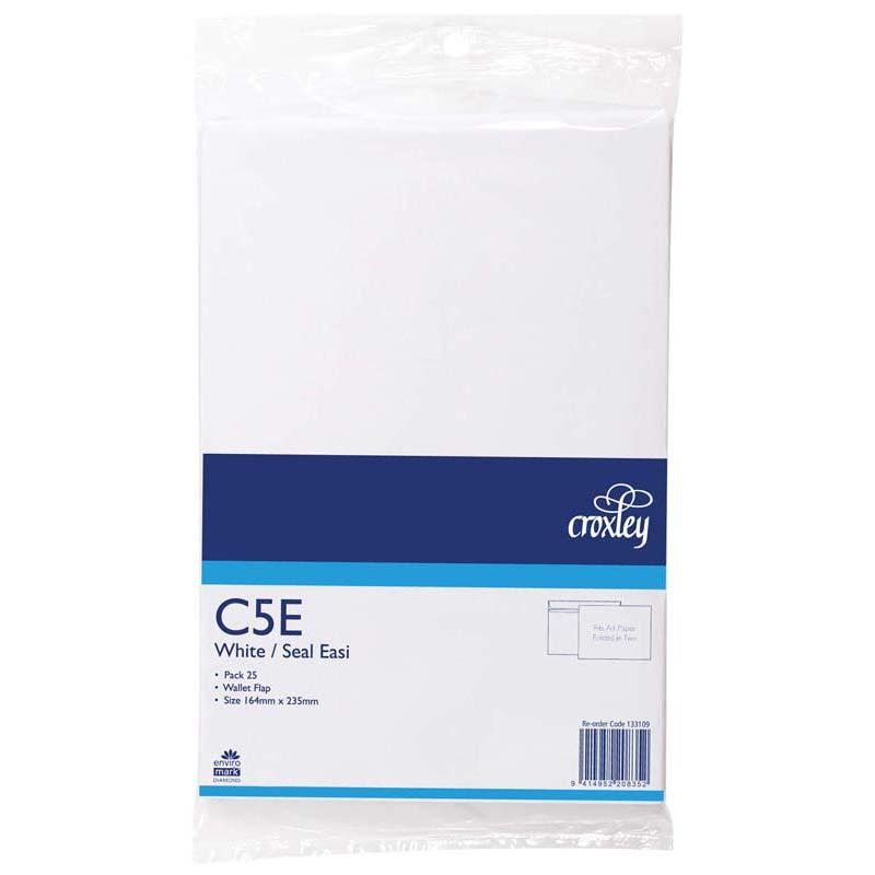 Croxley C5E Seal Easi Wallet envelopes, 80 GSM, white, secure flap design, ideal for A4 document mailing, 25 pack.