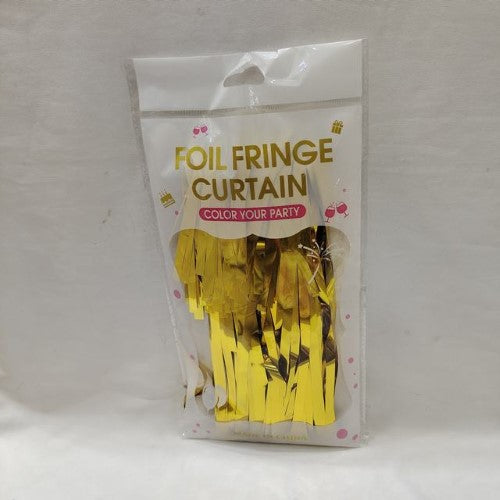 Set of 6 shimmering foil fringe curtains, each 1x2m, perfect for glamorous party decorations and photo backdrops.
