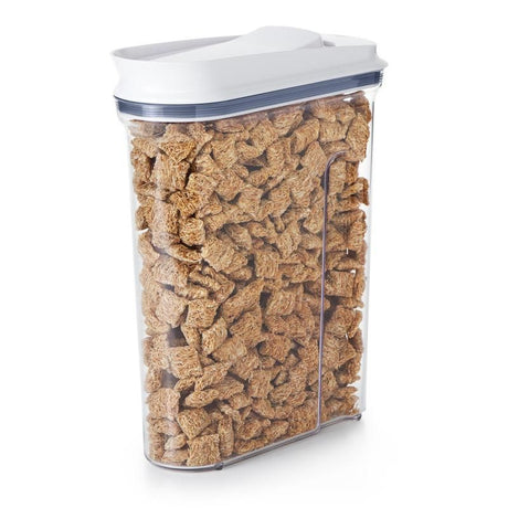 Airtight OXO Good Grips POP Cereal Dispenser 4.3L, perfect for storing cereals and snacks with one-handed opening.