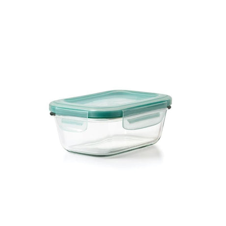 Lightweight 0.4L OXO Smart Seal Rectangular Container with leak-proof lid, ideal for snacks and leftovers, BPA-free and stackable.