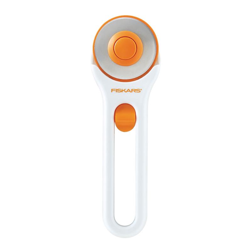 Fiskars Rotary Edger 45mm: lightweight crafting tool with premium blade for precise, decorative edges on various materials.