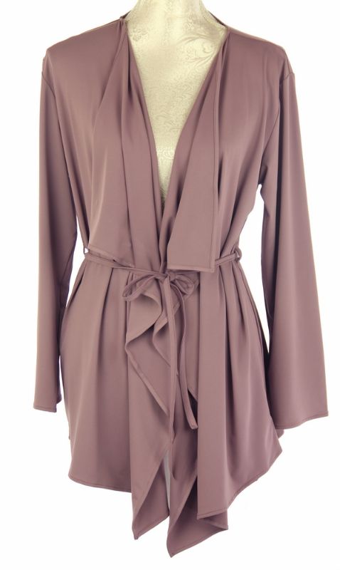 Stylish purple jacket cape, one-size-fits-all, made from lightweight polyester for comfort and versatility in layering.