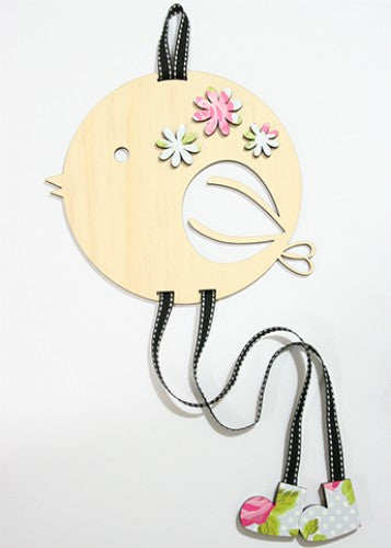 Bird-shaped hair clip holder in pink rose MDF, 160 mm, combining charm and organization for hair accessories.