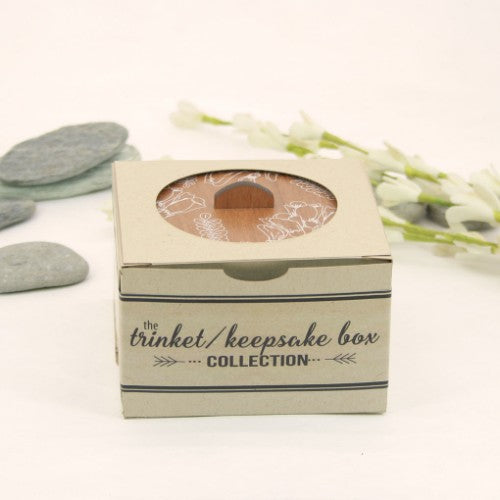 Round trinket box with Kiwi design, made from NZ Beech veneer, perfect for storing jewelry and small treasures.