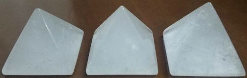 Clear Quartz Pyramid Small, 3CM, radiates healing energy for well-being, clarity, and serene home decor.