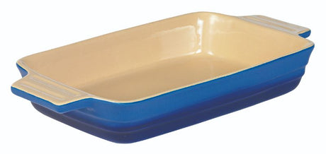 Blue rectangular stoneware baker with 4L capacity, perfect for roasting and baking, oven-to-table elegance, microwave-safe.