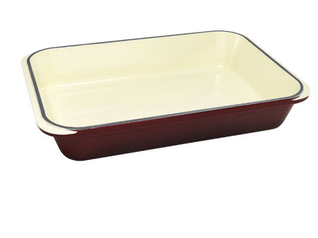 Chasseur 40cm Bordeaux Rectangular Roasting Pan, crafted from cast iron, ideal for everyday meals and stunning table presentation.