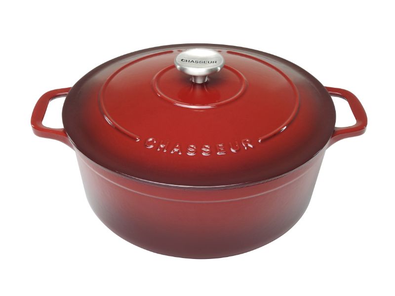 Round Bordeaux French oven with a heavy self-basting lid, perfect for slow cooking, stews, and serving directly to the table.