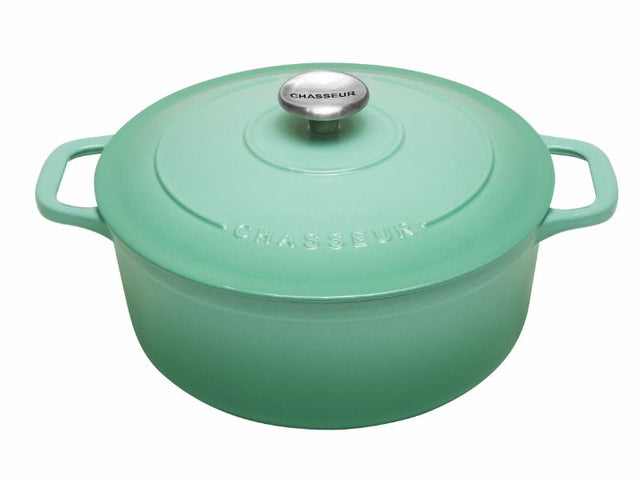 Chasseur 24CM Peppermint Round French Oven, perfect for slow cooking and serving, crafted in France with eco-friendly materials.