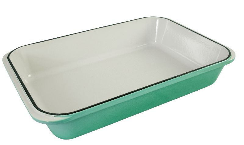 Chasseur 40cm Rectangular Roasting Pan in Peppermint, crafted in cast iron for superior heat retention and beautiful presentation.