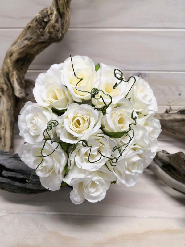Artificial cream rose bouquet with 12 lifelike 9-inch roses, perfect for effortless decor and allergy-friendly gifting.