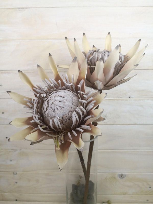 Lifelike large artificial King Protea in peach, perfect for elegant home decor and versatile arrangements.