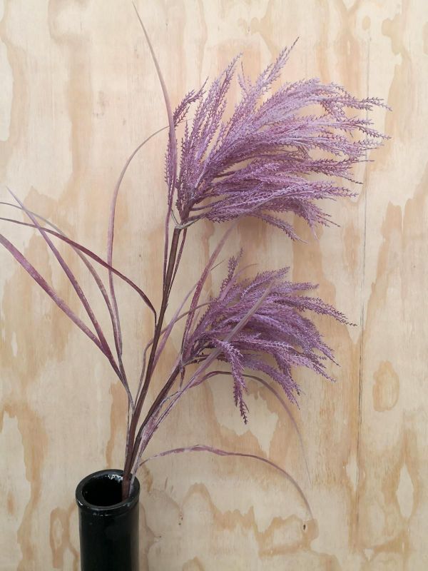 Purple Artificial Toi Toi Spray set, featuring 110cm tall stems and 33cm lush flowers, perfect for stylish decor.