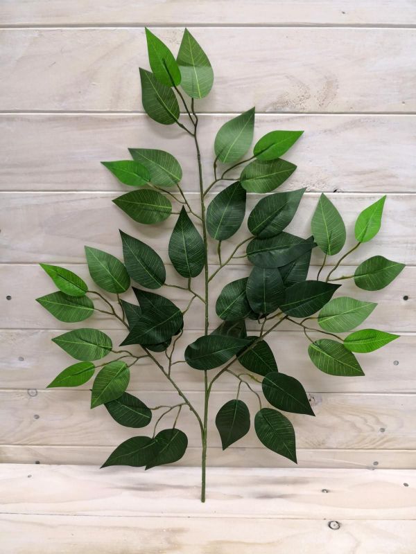 Lifelike green artificial ficus leaves, UV-resistant, perfect for hassle-free indoor and outdoor decor.