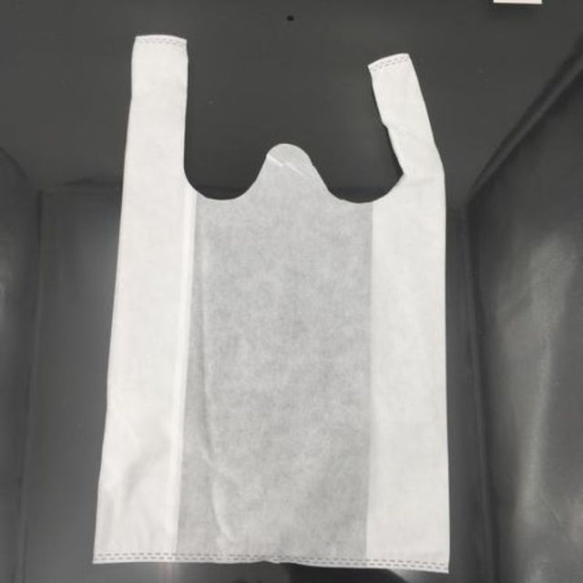Eco-friendly shopping bag set of 600, durable and spacious (32 x 58 x 15cm) for retail and personal use.