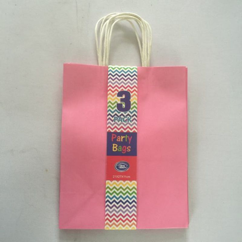 Light pink gift bags set of 36, measuring 21 x 27 x 11cm, perfect for stylish gifting at any celebration.