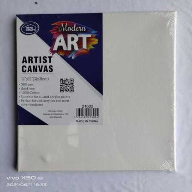 Set of 6 premium 31 x 31CM artist canvases, perfect for acrylic, oil, and watercolor painting, ideal for all skill levels.