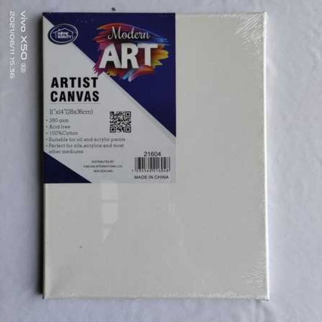 Set of 6 artist canvases, 28 x 36CM each, perfect for painting and mixed media with a smooth surface for various mediums.
