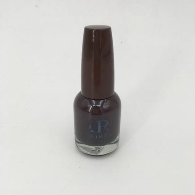 A vibrant set of 6 nail polishes in versatile shades, perfect for stylish, long-lasting manicures for any occasion.