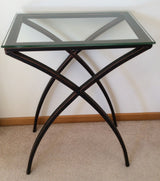 Stylish 49x33x61cm black iron side table, perfect for enhancing decor in any space, ideal for lamps and decorative items.