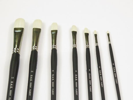 Premium S9000 Bristlon Filbert #8 brush with stiff synthetic filaments for precise strokes in various painting techniques.