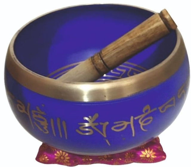 Large 18cm purple singing bowl for meditation, featuring rich tones, handcrafted quality, and includes a stabilizing cushion.