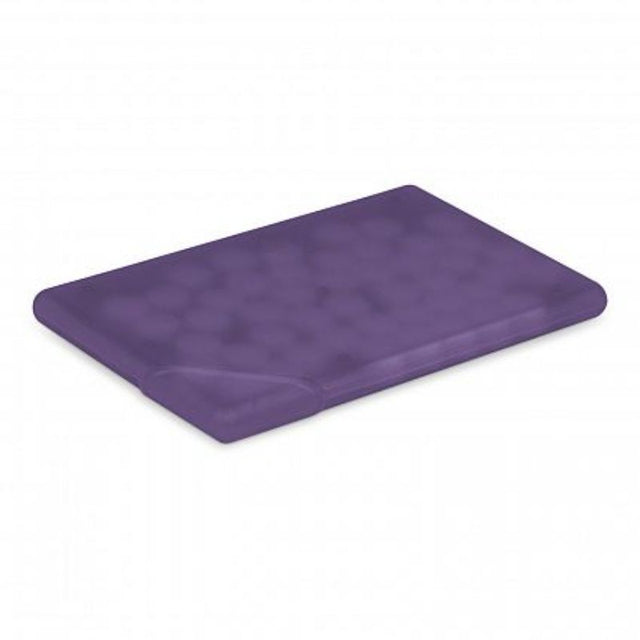 Plastic mint card in frosted purple, containing 7g of sugar-free mints, ideal for freshening breath on-the-go.