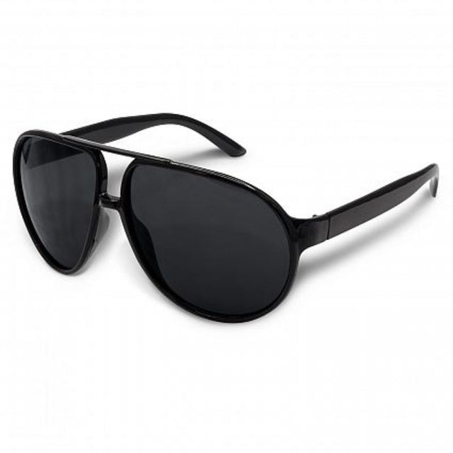 A set of 30 black aviator sunglasses featuring impact-resistant frames and UV 400 protection, ideal for events and gifting.