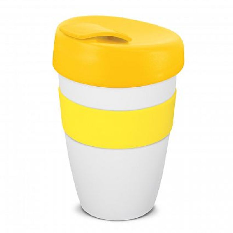Set of 12 white and yellow double wall coffee cups, 340ml, with silicone band and splashproof lid for on-the-go use.