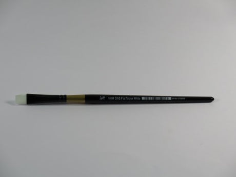 Das S1008f Taklon Flat 3/8" Artist Brush with golden nylon bristles for precision and comfort in painting.