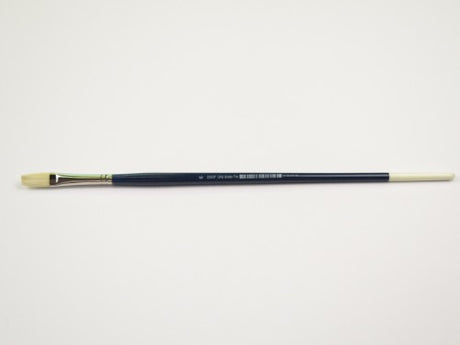 Das S2003f Bristle Flat #6 artist brush, durable bristles, perfect for oil and acrylic painting, ideal for all skill levels.